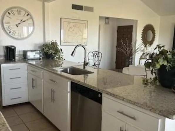 3220 Canyon Point Ln, El Paso, TX 79904