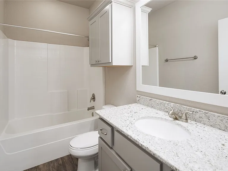 3433 Summerway Dr — Photo 17