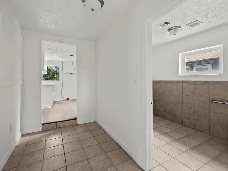 253 John Morris Ave — Photo 6