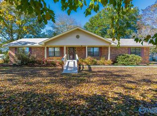 2405 Shady Grove Ln SW, Decatur, AL 35603