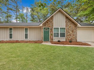 812 Spanish Oak Dr, Hinesville, GA 31313