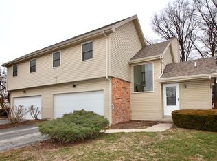 4132 Rodeo Dr, Sylvania, OH 43560
