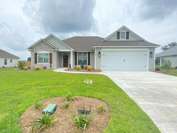 305 Findley Chase Ln, Tifton, GA 31794