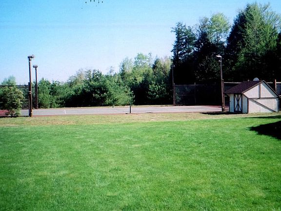 5th image of 819 Old Homestead Hwy