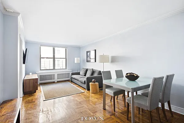 Sold by Town Residential | media 17