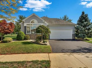 19 Gascony Cir, Manchester, NJ 08759