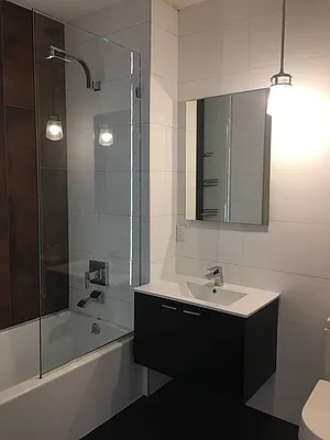 Rented by City Vista Inc | media 33