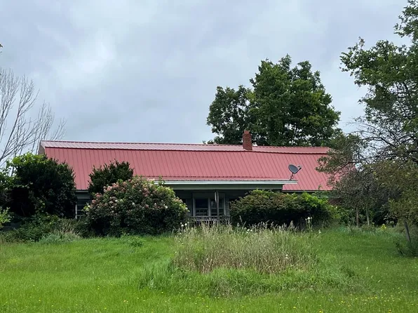 733 Zurn Rd, Sayre, PA 18840