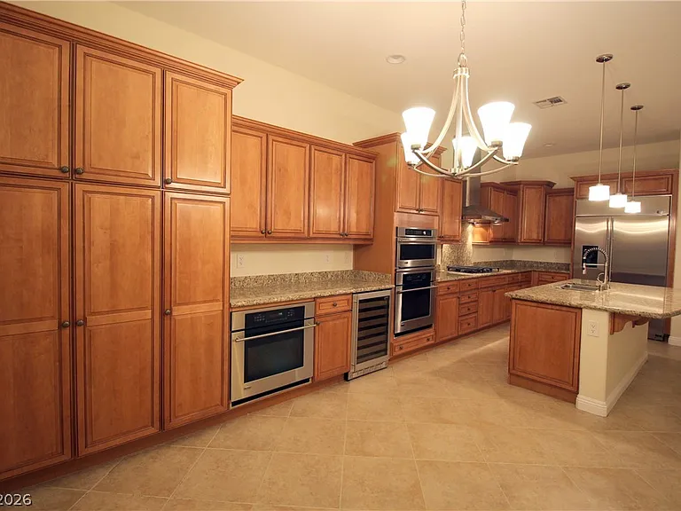 2812 Sisteron Ct — Photo 12