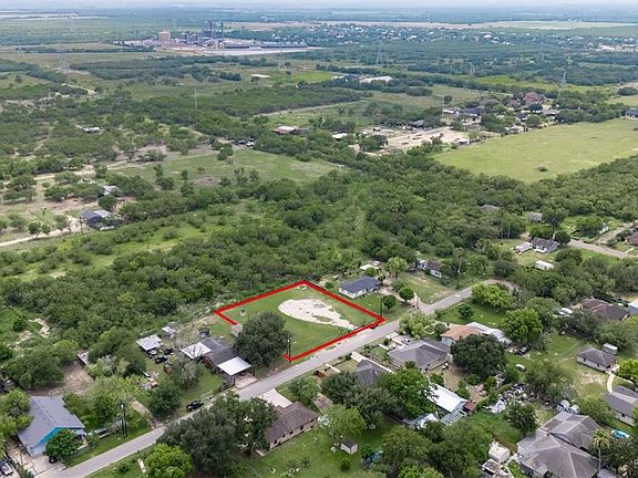 4th image of 1409 1st Ln