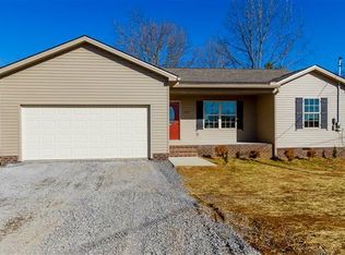 217 Eagle Blvd, Shelbyville, TN 37160