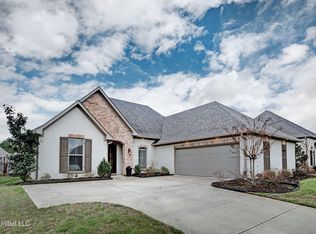 713 Prosperity Xing, Flowood, MS 39232