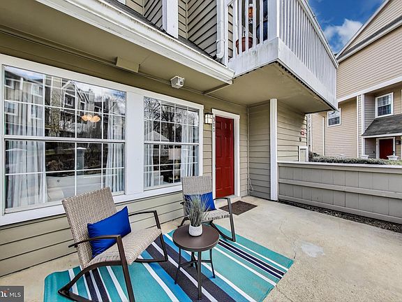 5th image of 5701 Chapman Mill Dr APT 300