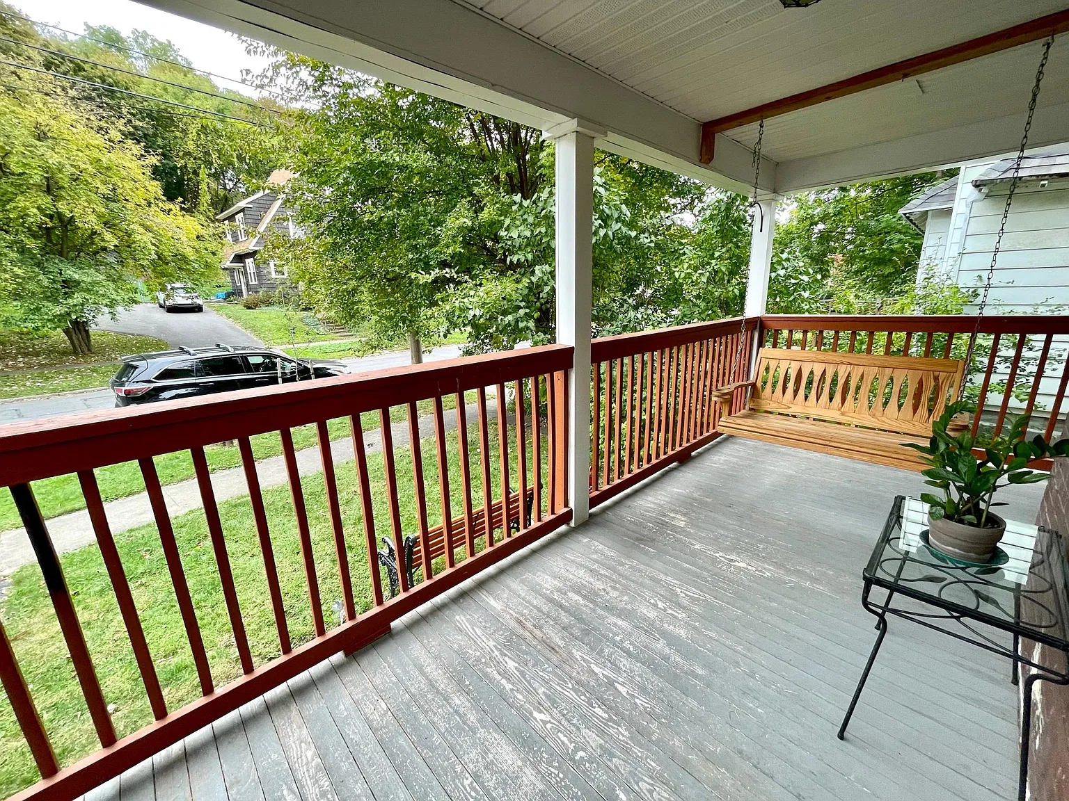 3 bed, 1650 sqft, $2,400 — Photo 2