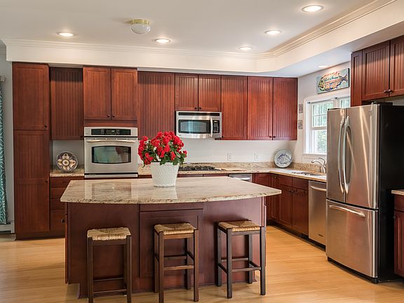 Gourmet Kitchen