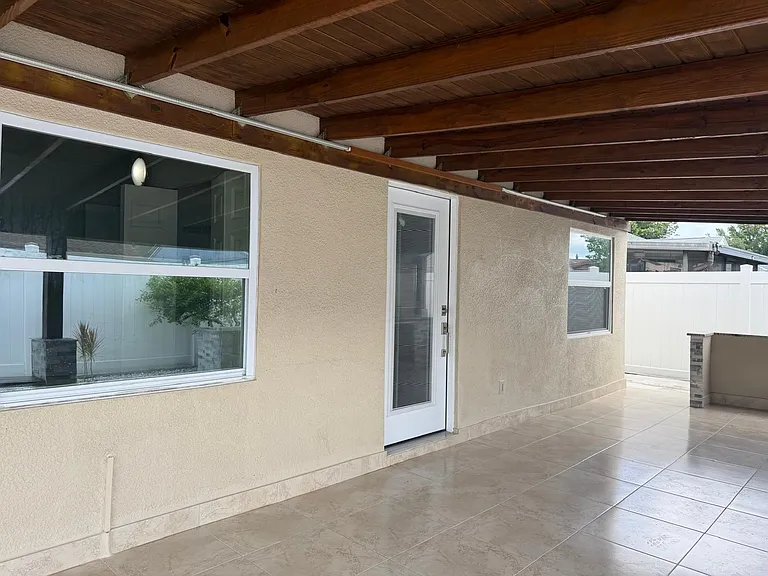 9016 Bana Villa Ct — Photo 31