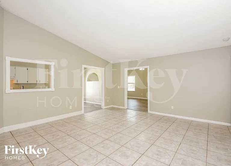 232 Rheine Rd NW — Photo 4