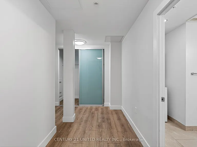 475 George St N #329 — Photo 34