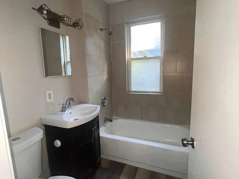 143 Enfield St #B2 — Photo 6