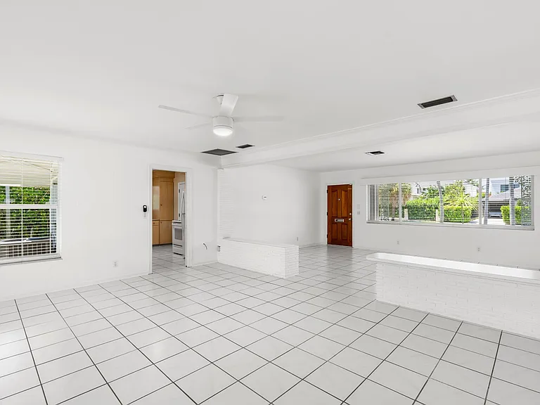 360 Palmetto St — Photo 11