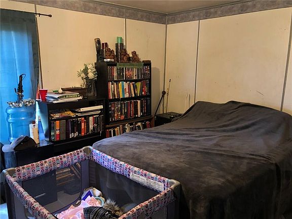 4th image of 4183 Vaughn Ln