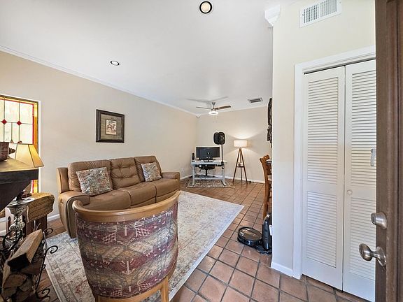 2nd image of 4904 Feagan St