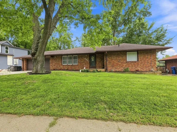 2921 Easton Blvd, Des Moines, IA 50317