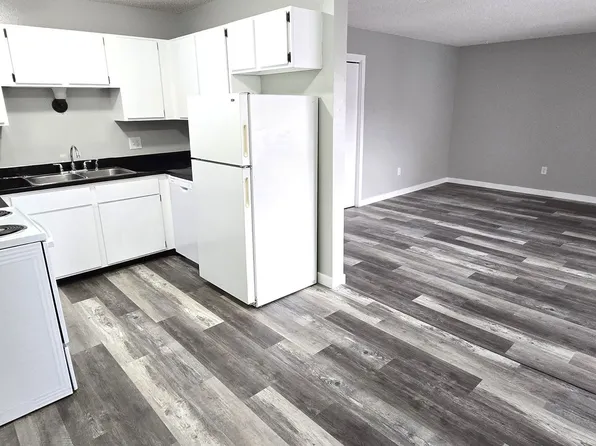 1001 Stanley Ave APT 1-13, Gillette, WY 82716