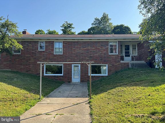 5th image of 229 Blooming Grove Rd