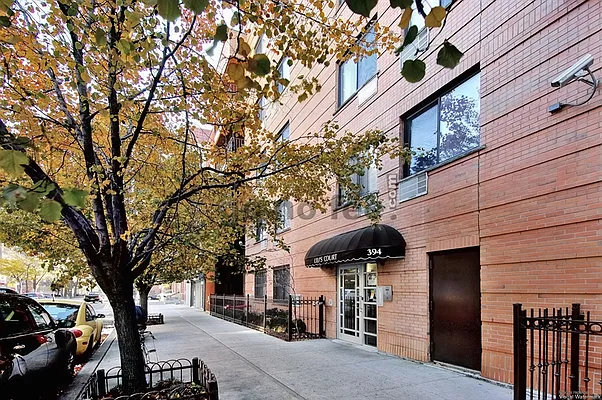 Rented by K&R Realty | media 29
