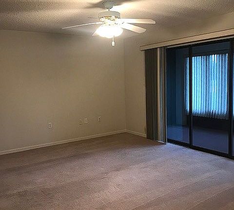 4th image of 325 Genesis Pointe Dr