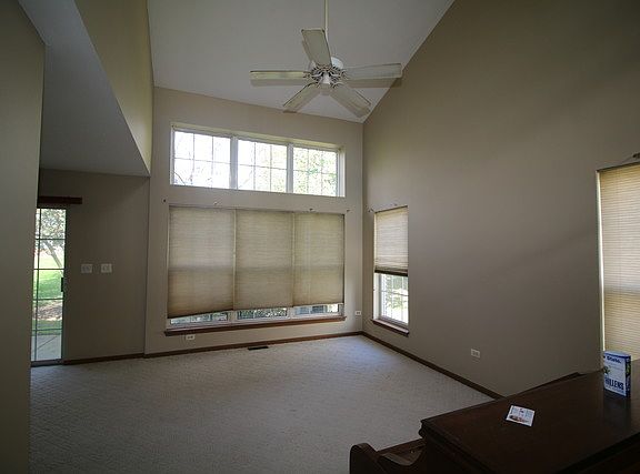 2nd image of 1812 Grove Ave