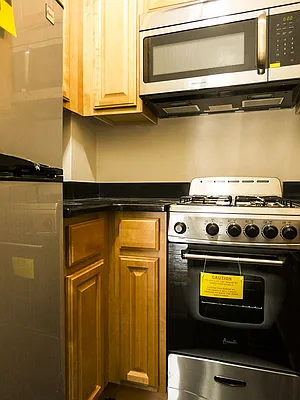 Rented by Crosstown Apartments NYC | media 14