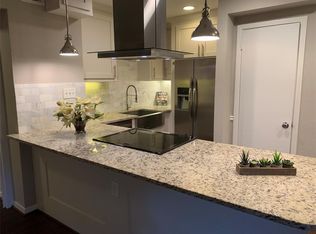 3401 Timmons Ln APT 3, Houston, TX 77027