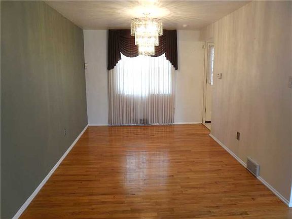 2nd image of 225 McAlister Dr