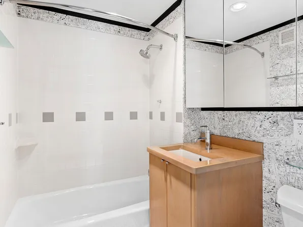 603 West 148th Street image 5 of 9