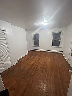 1st image of 295 Clifton Pl #2