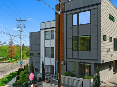 6112 57th Avenue NE, Seattle, WA, 98115