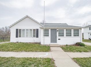 164 Broadway St, Springville, IA 52336
