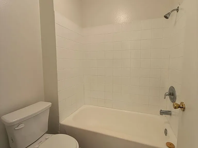 Lassen Carriage House LLC — Photo 15