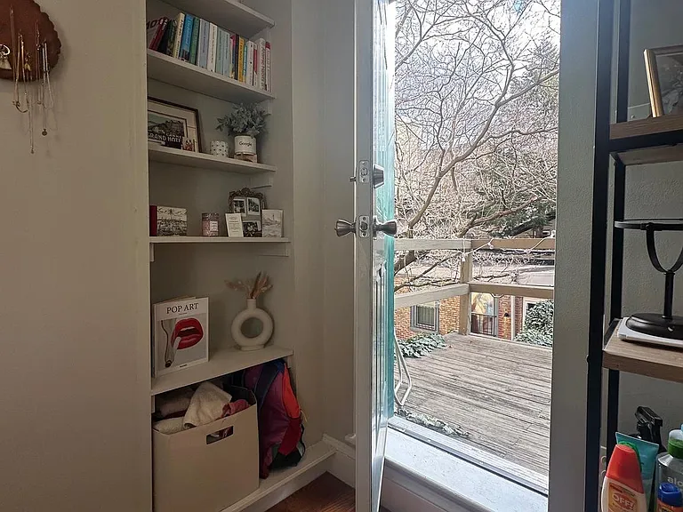 309 S 12th St #2R — Photo 12