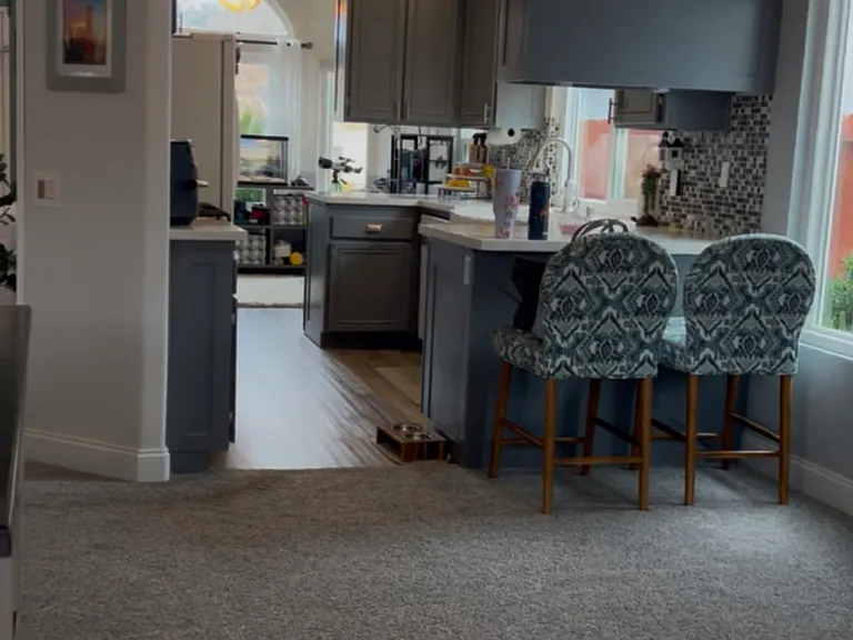 4882 Lake Park Pl — Photo 2