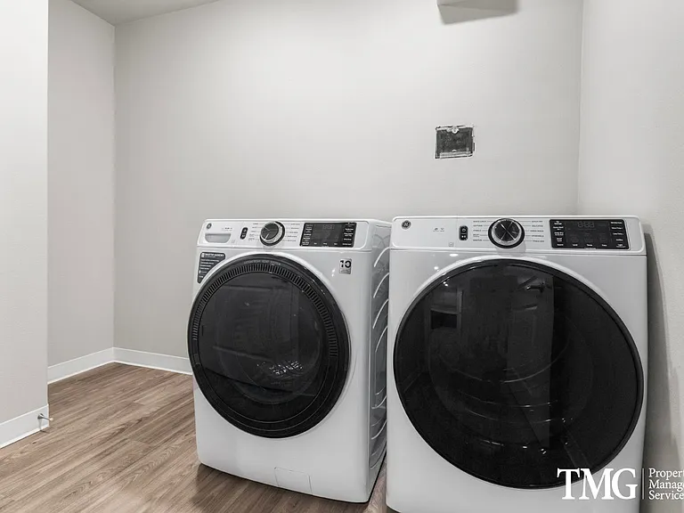 Waterford Terrace Apartments — Photo 55