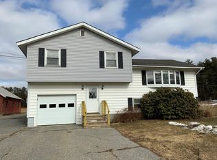 48 Webb Rd, Pittston, ME 04345