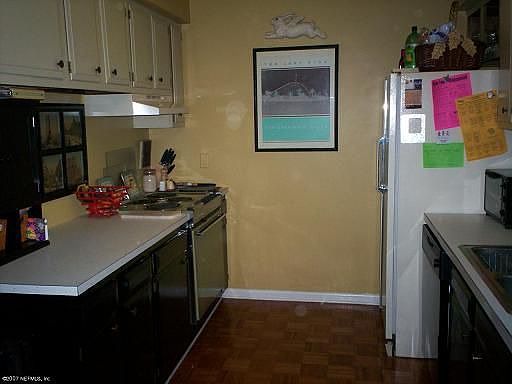 5th image of 2331 Marcel Dr