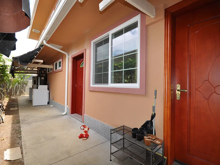 3371A Keanu St #1 — Photo 2
