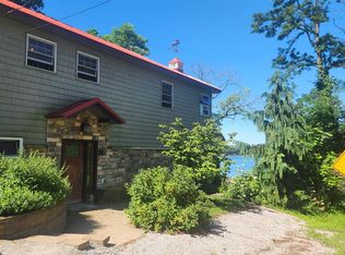 1794 Heights Dr, Brooklyn, MI 49230