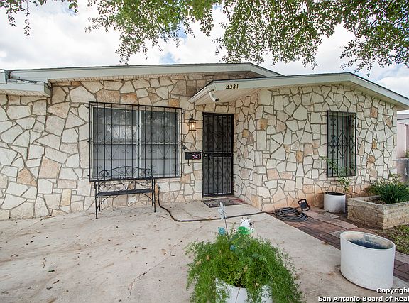 2nd image of 4331 Wild Oak Dr