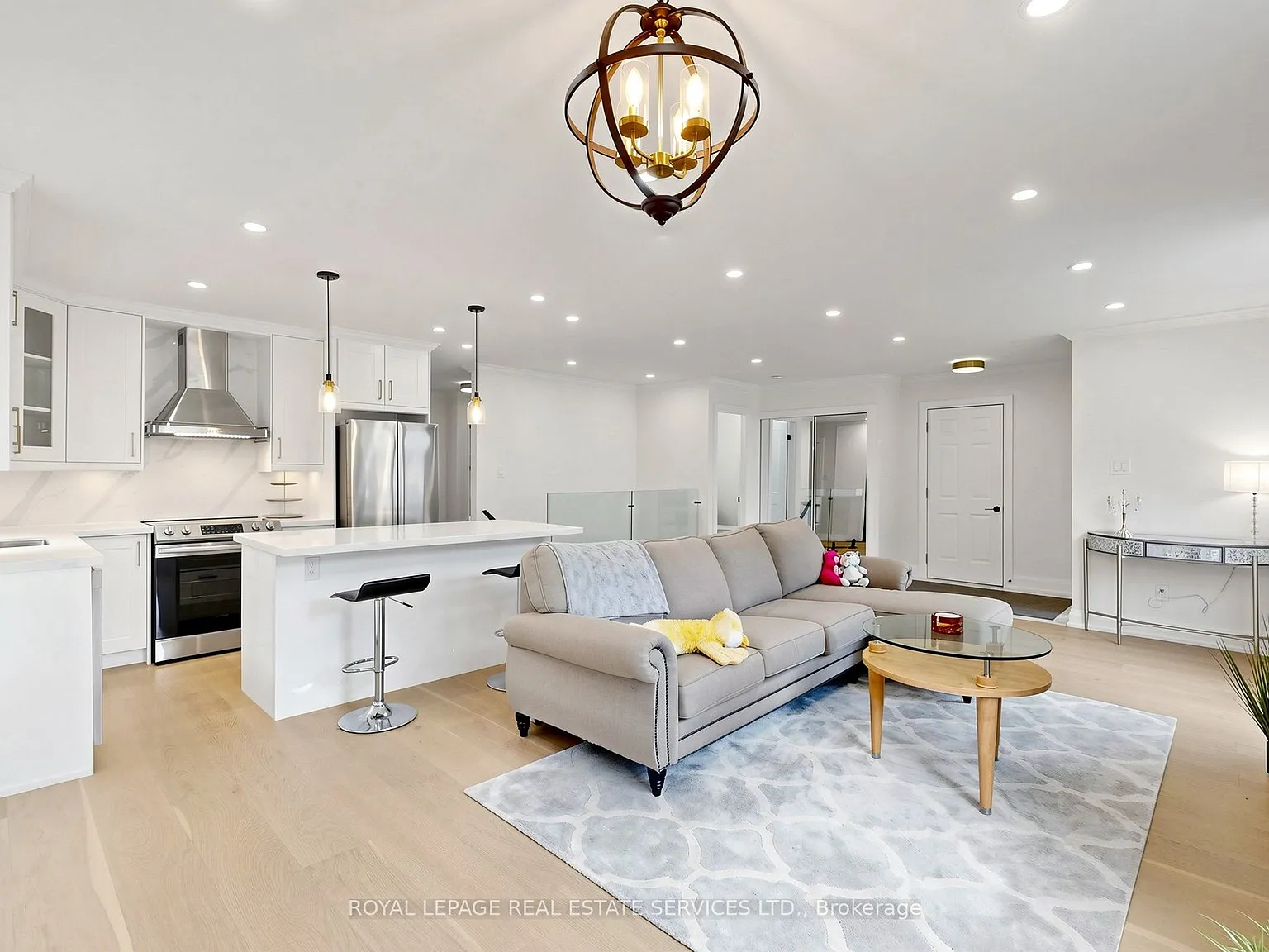 5 bed, $3,750 — Photo 3