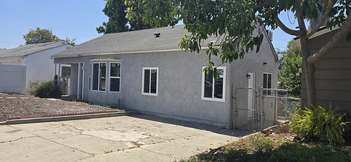 Building Photo - 6941 Mohawk St